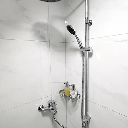 Case de vacanță Leni's Space