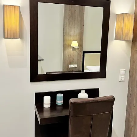 Leni's Space Paralía